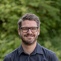 Dr. Johannes Riedl